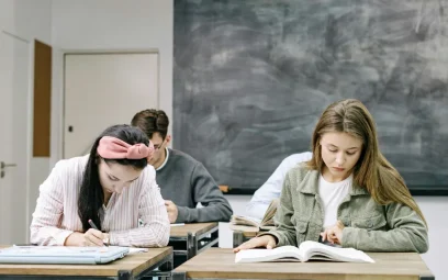 Une épreuve anticipée Bac de mathématiques en Première à Alès