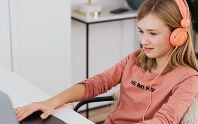 Utiliser les podcasts pour enrichir vos cours particuliers à Alès